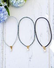 Tiny Front Toggle Pearl Necklace