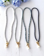 Tiny Front Toggle Pearl Necklace