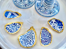 Ikat Oyster