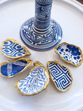 Ikat Oyster