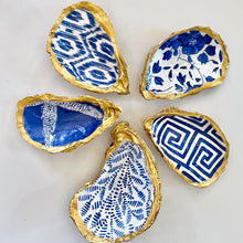 Greek Key Oyster
