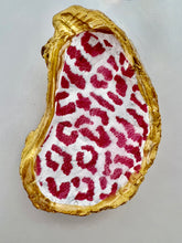 Leopard Print Oyster