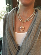 Versa Mala - white coral