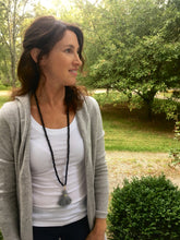 Versa Mala - blue tigers eye