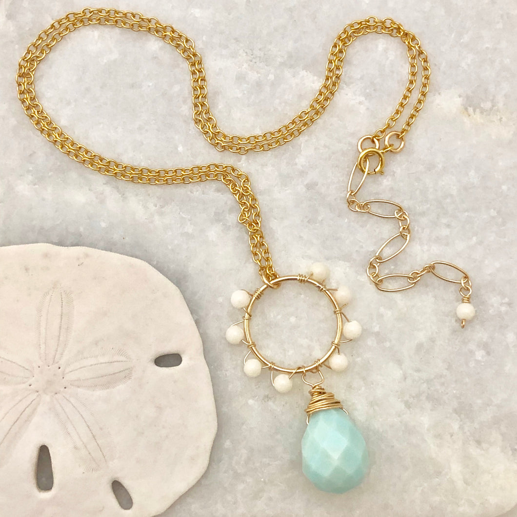 Nassau Daisy Necklace