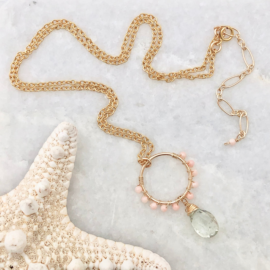 Bermuda Daisy Necklace