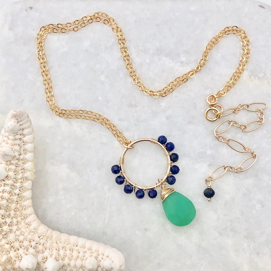 St. Lucia Daisy Necklace