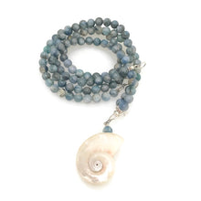 Versa Mala - blue tigers eye