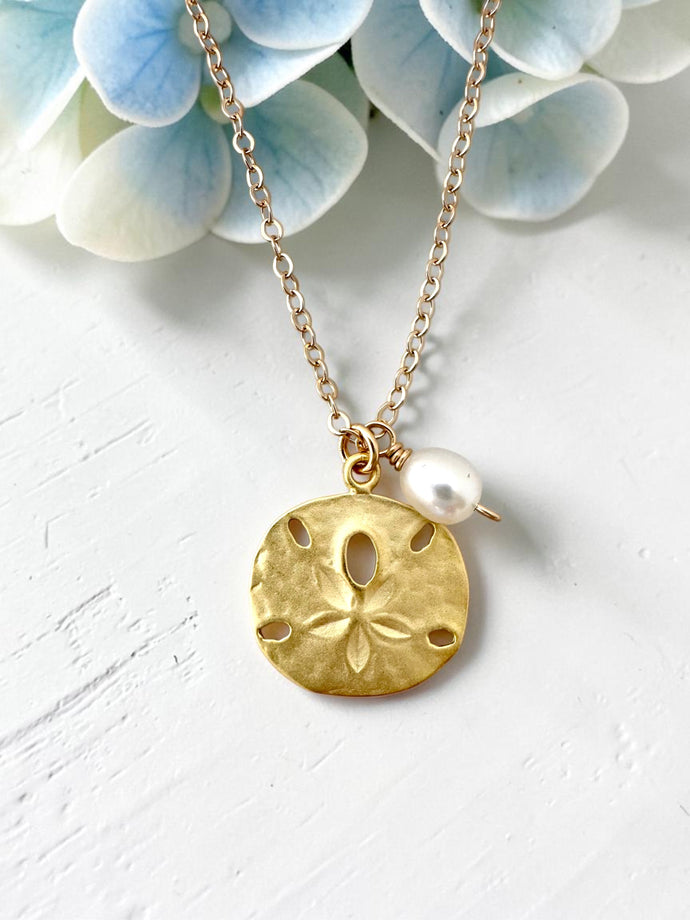Essential Summer Necklaces