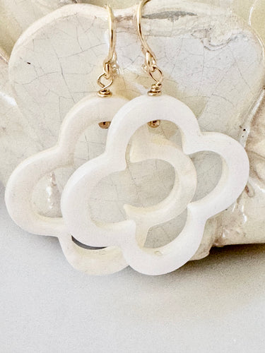 Clover Frame Hoop Earrings