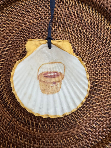 Large Scallop Nantucket Basket Ornament