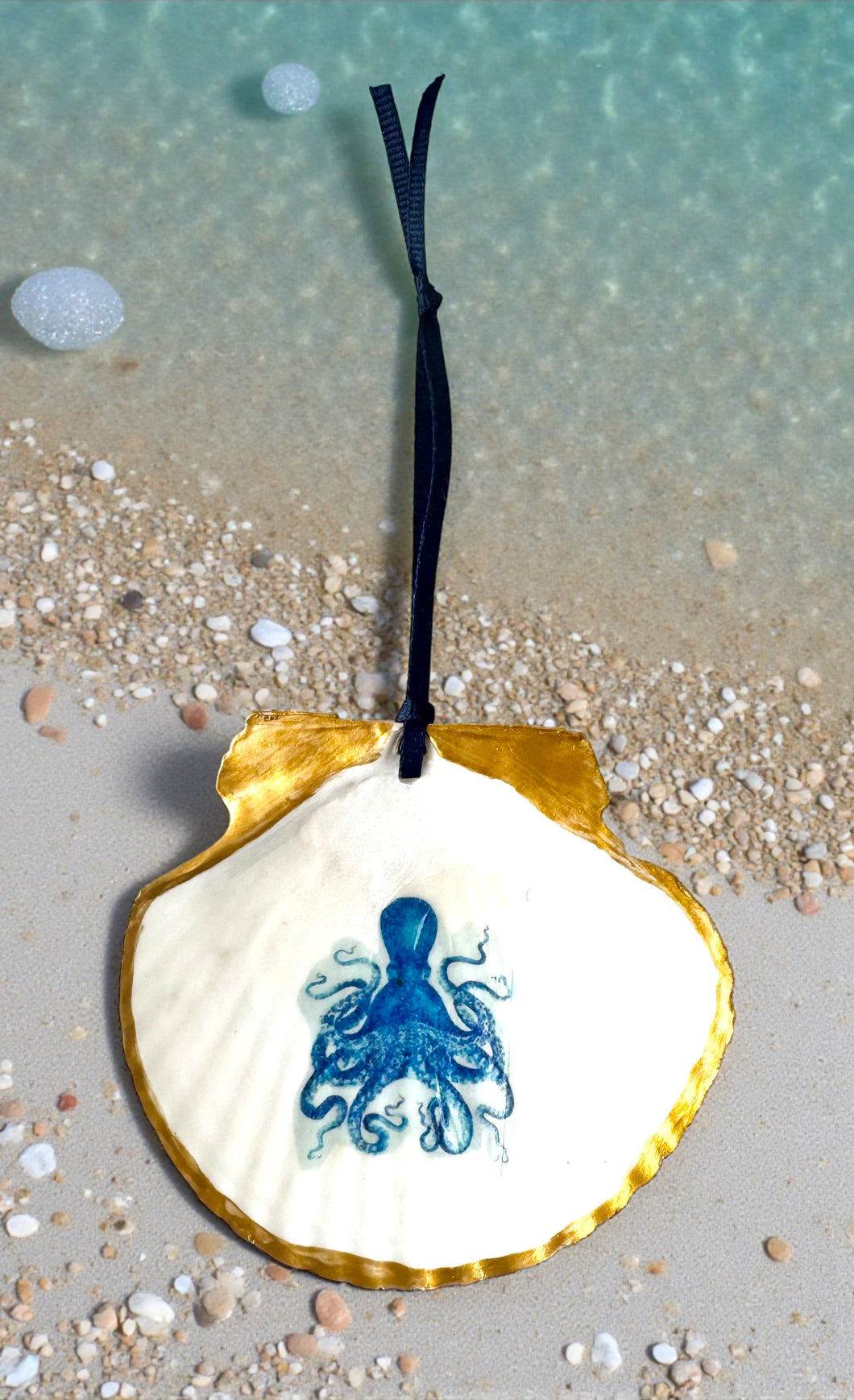 Large Scallop Octopus Ornament