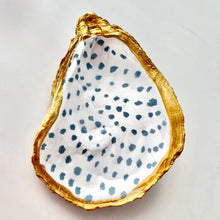 Blue  Dots Oyster