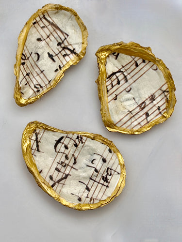 Antique Musical Notes Oyster