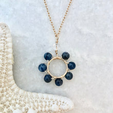 Bloomin' Circle Necklace ~ small
