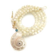 Versa Mala -mother of pearl