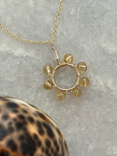 Bloomin' Circle Necklace ~ small